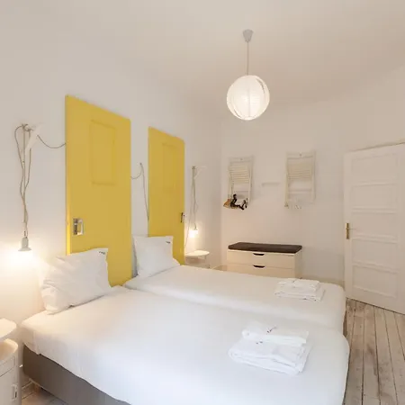 Flh Madragoa Flat With Art And Terrace شقة Lisboa