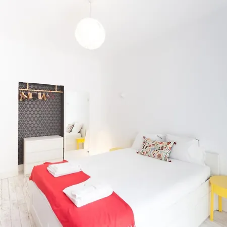 Flh Madragoa Flat With Art And Terrace شقة Lisboa